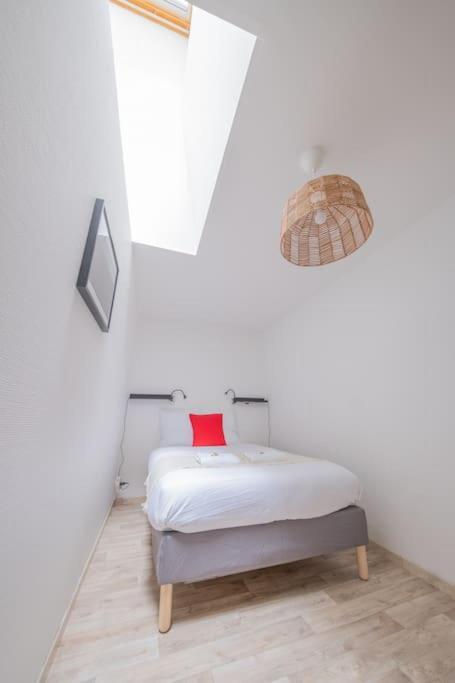L'Ange Au Sourire Apartment Reims Exterior photo
